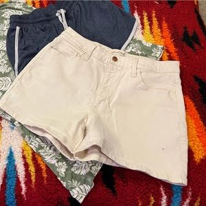 Eggshell White/ Light Cream Shorts High Waisted 2 inch